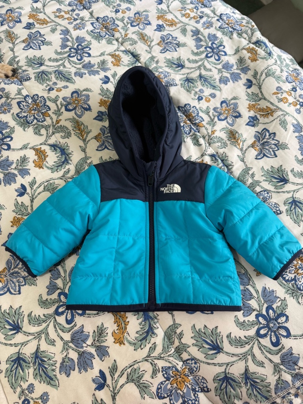 The North Face Teal and Navy baby  Puffer Jacket BNWOT